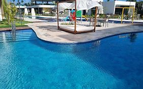 Flat em Muro Alto - Porto de Galinhas - MAKIA A309 - By Anfitrião Legal